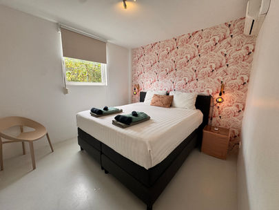 Bedroom Mingo