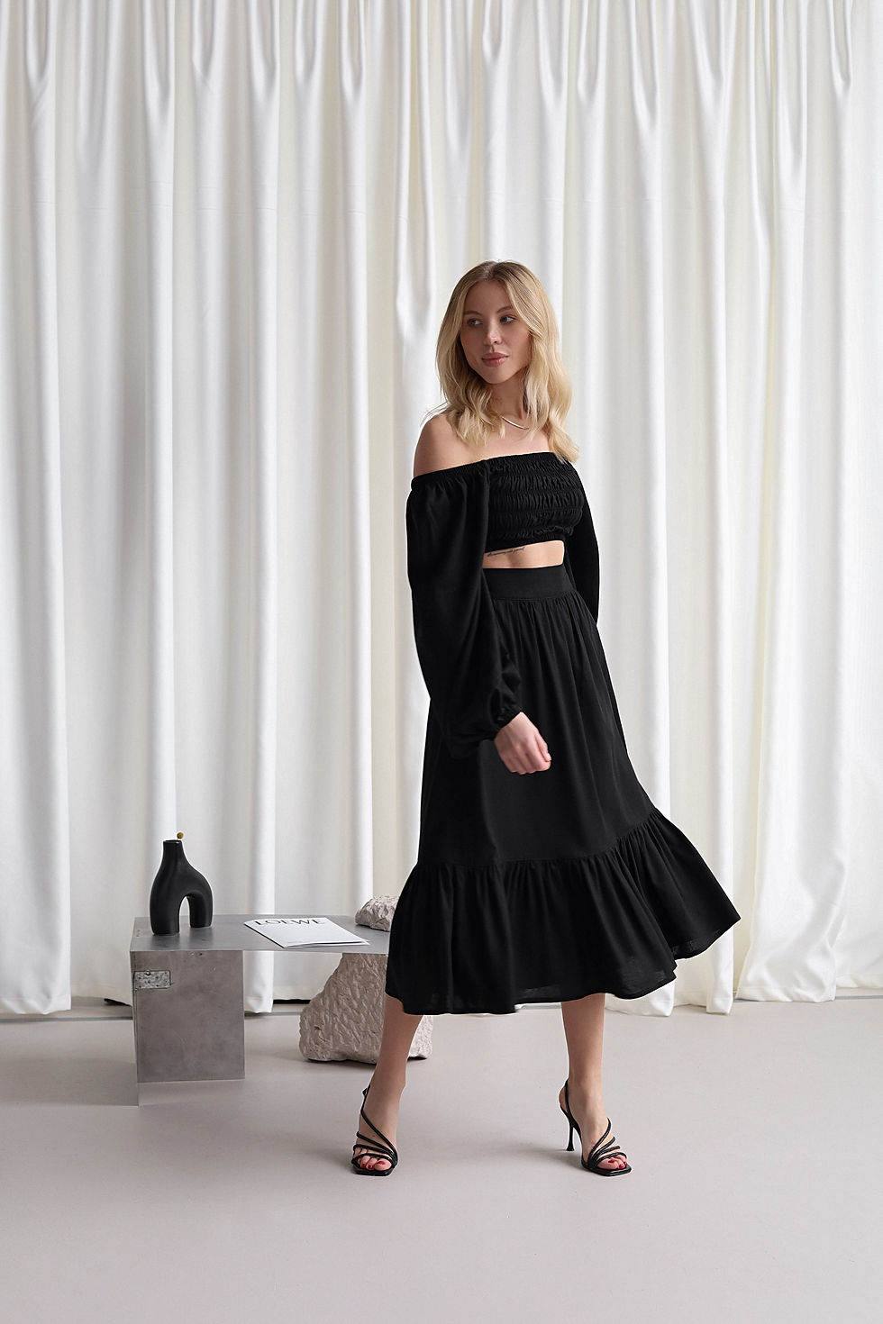 Спідниця з оборкою міді чорна / XL