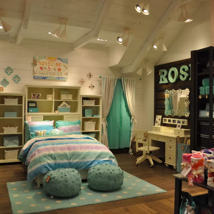 Pottery Barn Teens - Avenues
