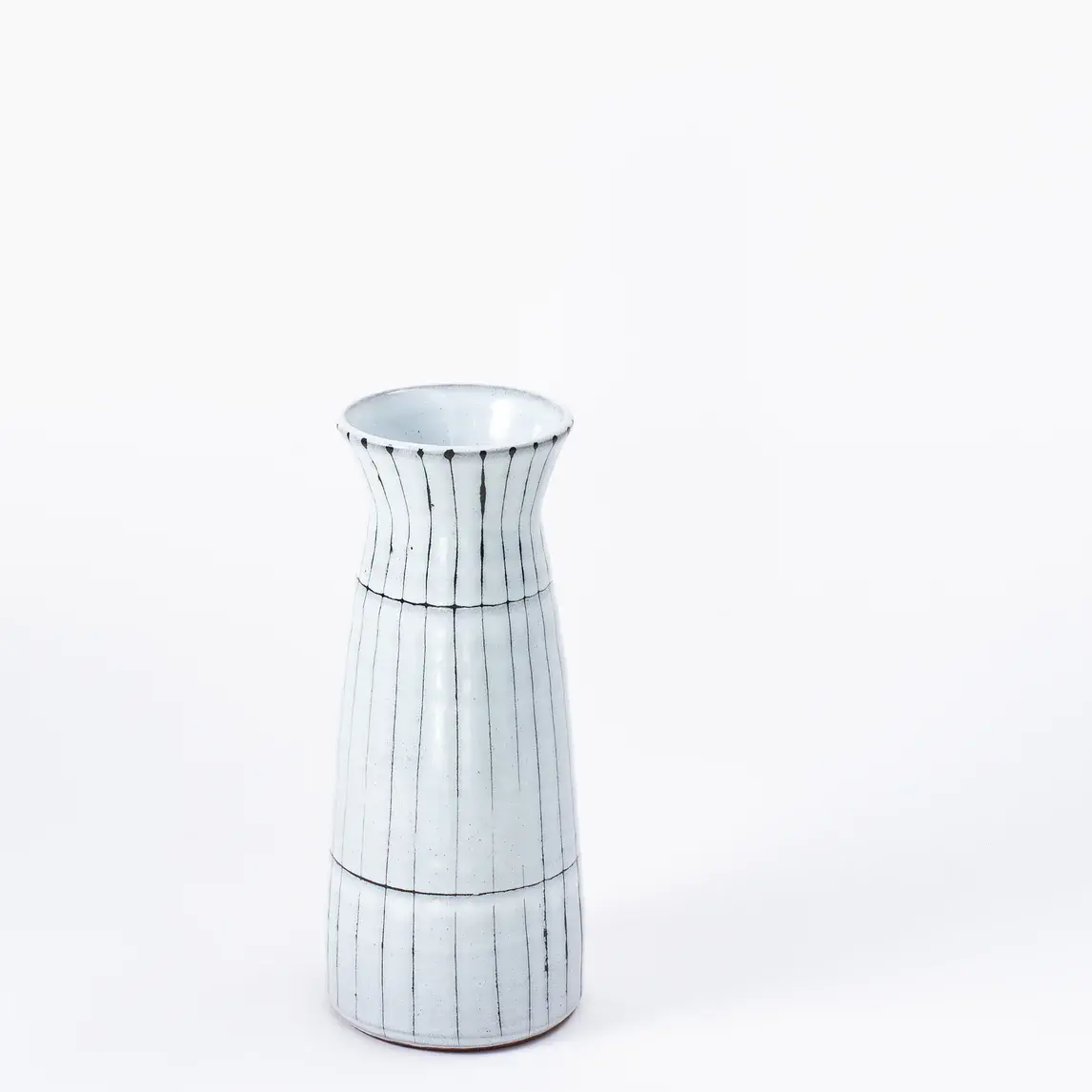 SMALL SLIM VASE