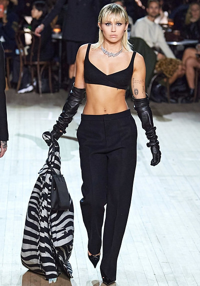Miley Cyrus's Leather Gloves