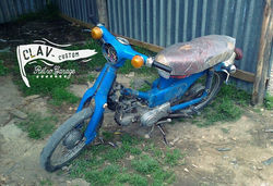 CLAV-CUSTOM Retro Garage