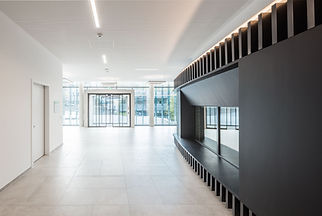 Mohr und Hornikel Karlsruhe EMBL Heidelberg Wand Baffeln (c) gerstner u. hofmeister architekten