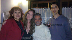 Artistas e a modelo