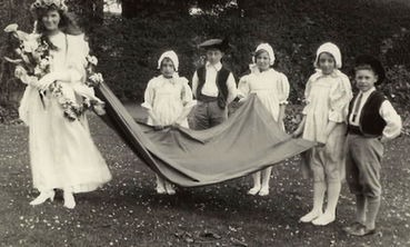 1931-Daphne_Phillips_1931.jpg