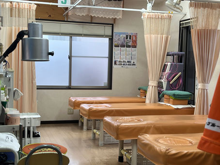 本日からオレンジ接骨院のサイトをはじめさせていただきます。