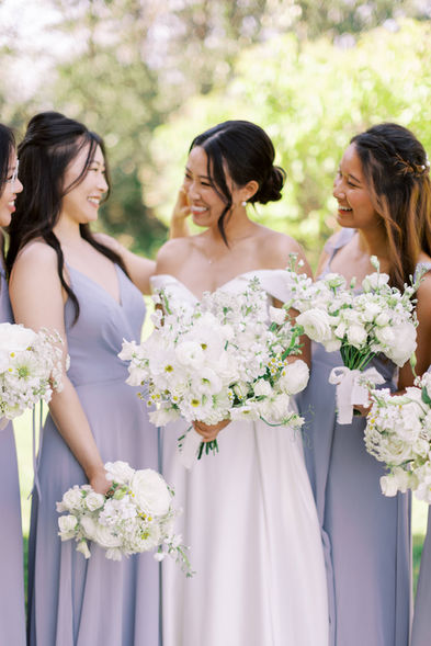 bridal party white bouquets