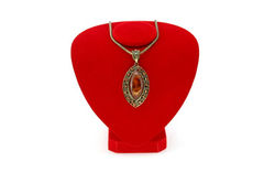 Busto arredondado vermelho