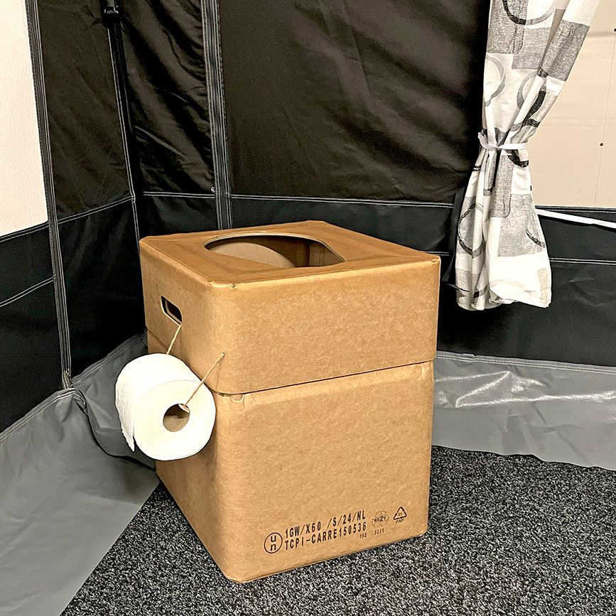 Thumbnail: Reistoilet/kruk/opbergbox