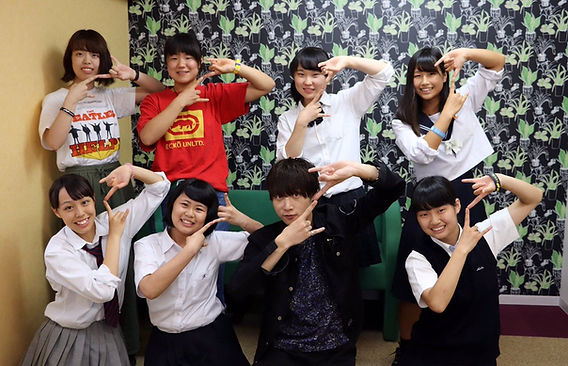 go!go!vanillas 牧さん(vo/g)のサイン入りチェキプレゼント