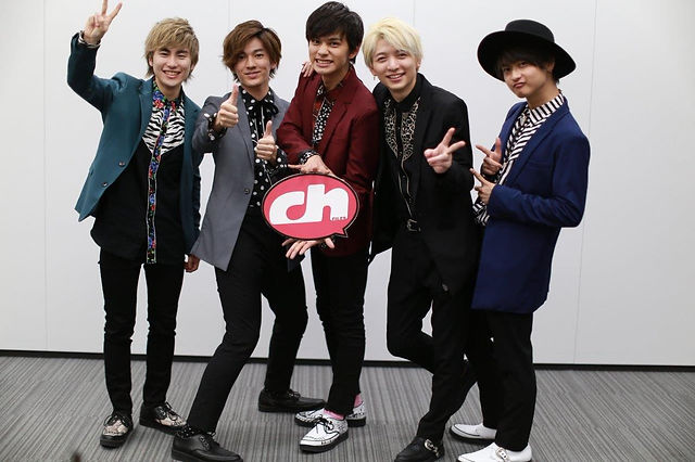 DISH//のメンバー5人のサイン入りチェキプレゼント!