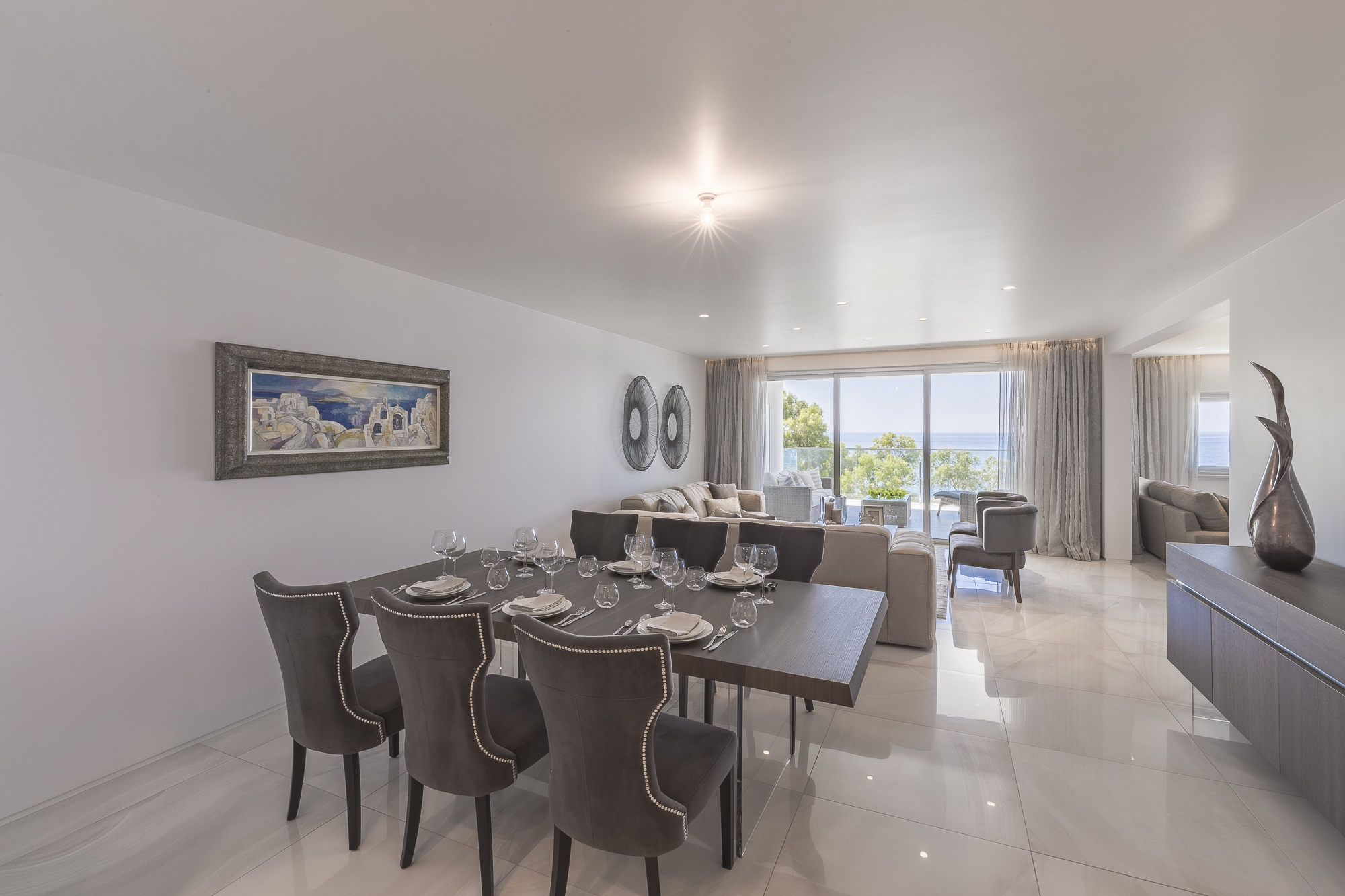 Luxury Beachfront Four Bedroom Apartment