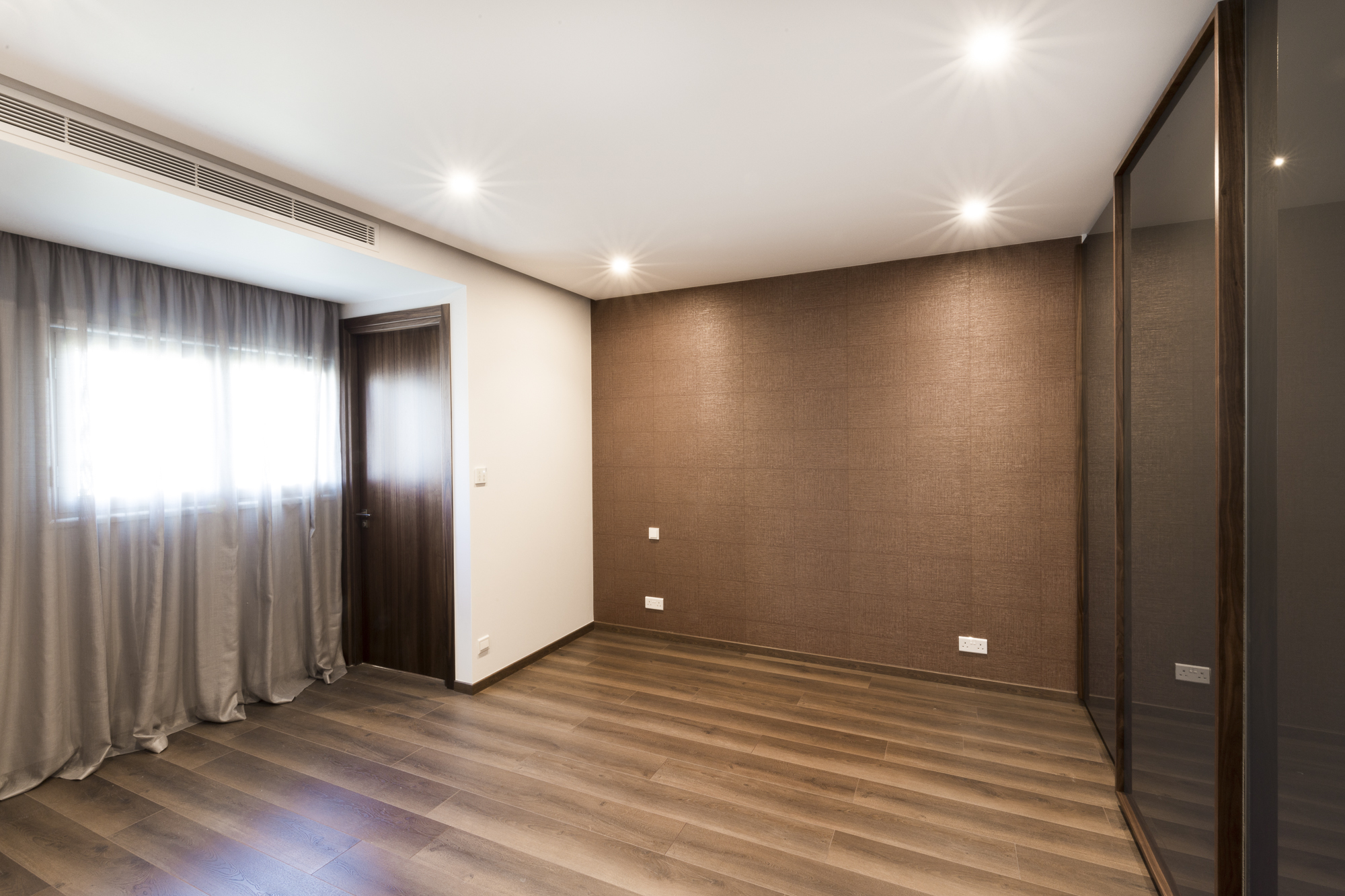 Luxury Beachfront Four Bedroom Apartment