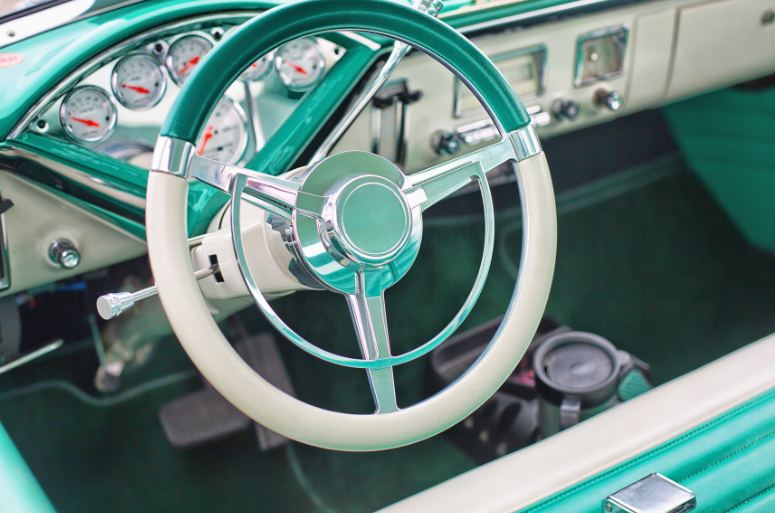 1950s-Car-Interior-1.png