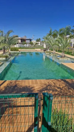 984c9e4b-fafa-42c5-9244-cb844d7b95d0