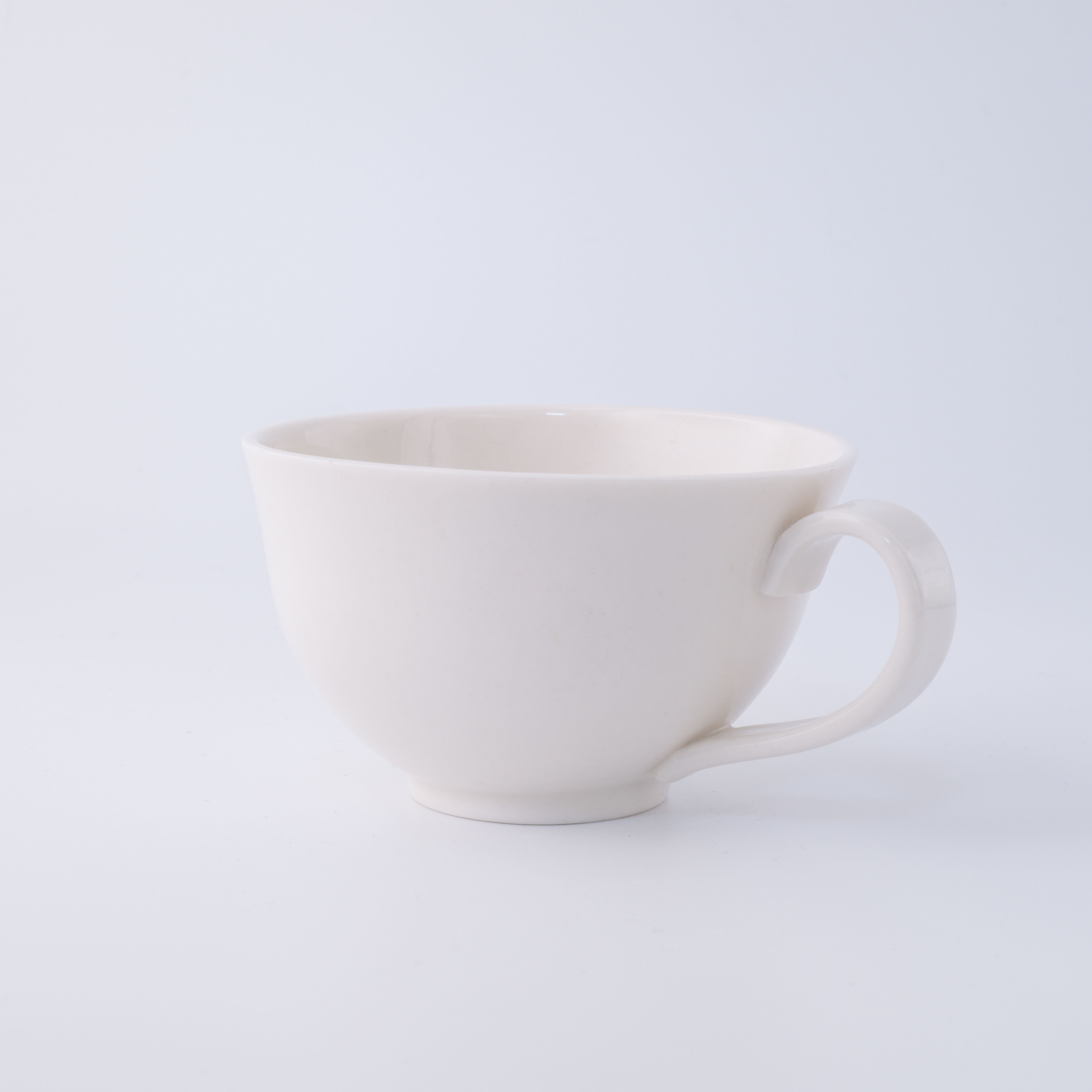 Small Cup in White