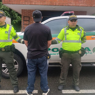 En la vía al Llano, capturaron a conductor por presunta falsedad en la licencia de tránsito