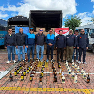 En la vía al Llano, más de 1.800 botellas fueron incautadas en un operativo de la Gobernación de Cundinamarca