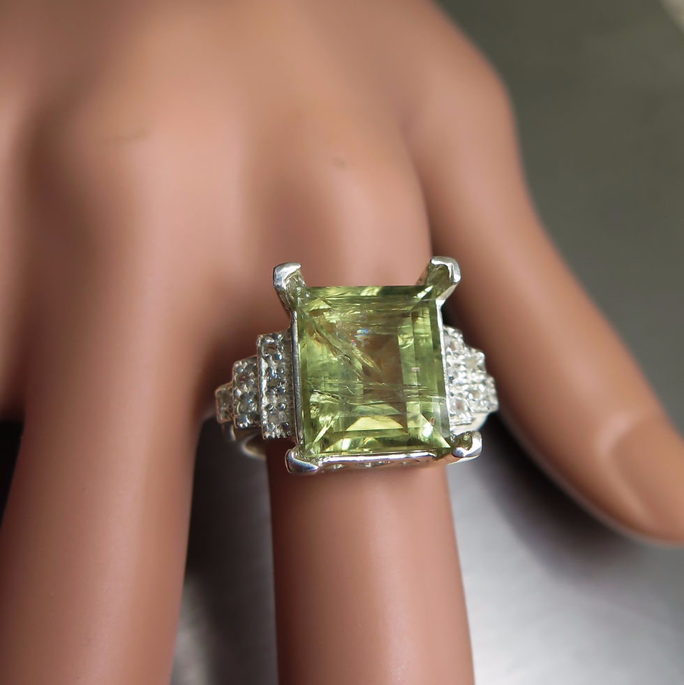 Miniatura: 8.70cts Natural colour change Diaspores 925 Silver / Gold/ Platinum ring