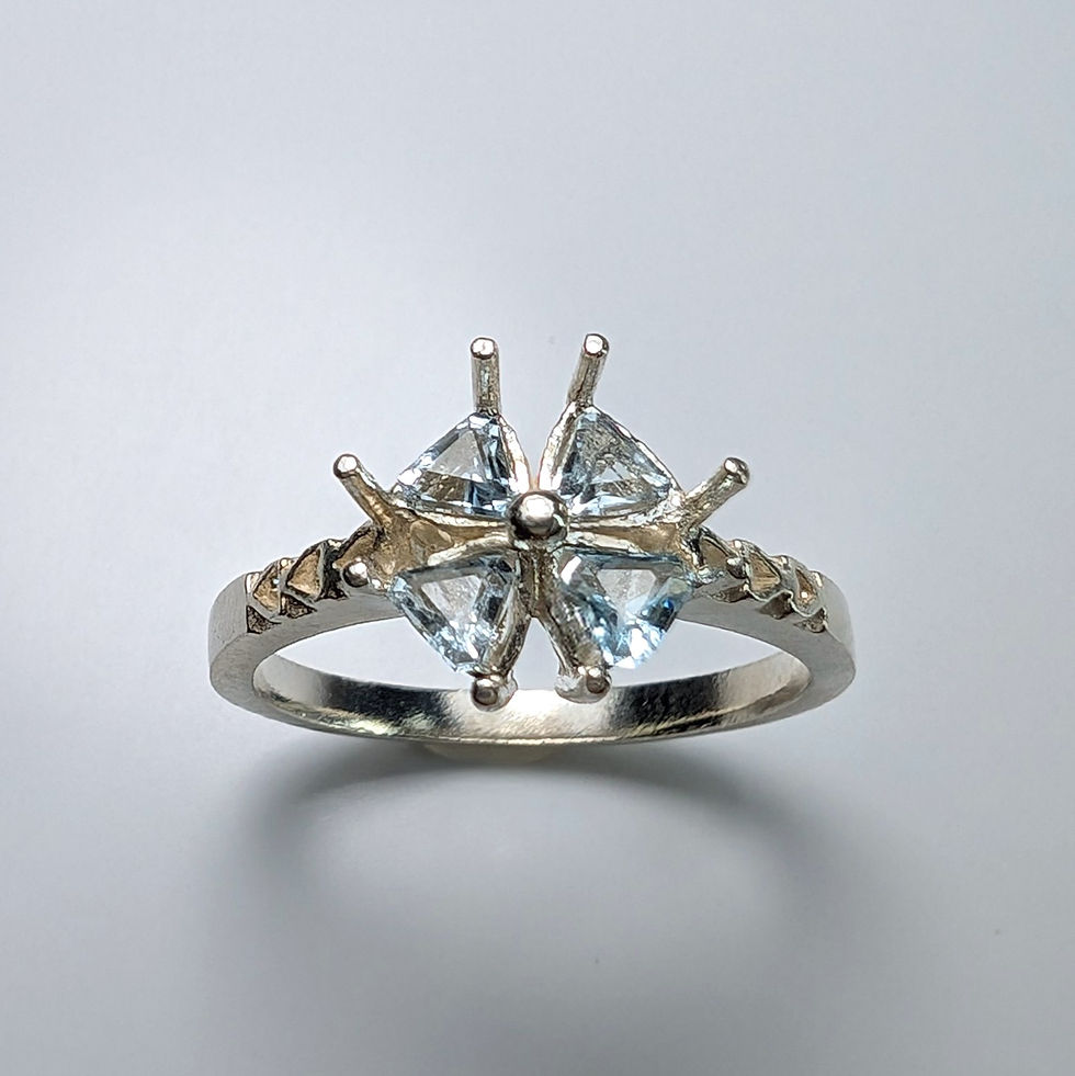 Miniatura: Natural aqua blue Aquamarine Silver/ Gold /Platinum engagement ring