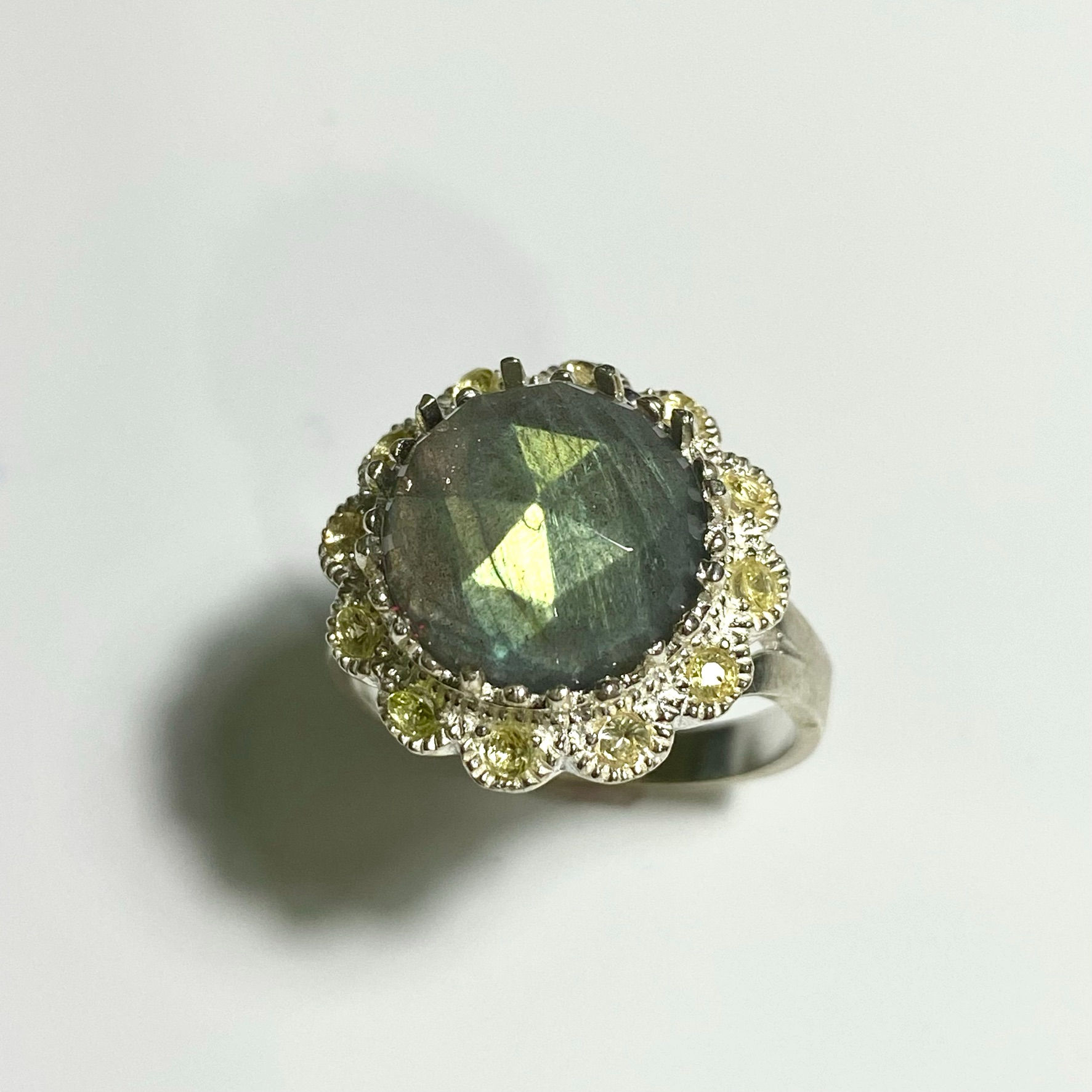 4.65ct Natural Labradorite 925 Silver / Gold/ Platinum ring