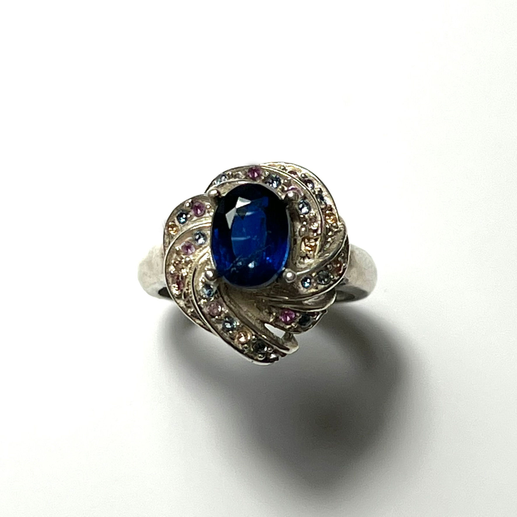 1.8ct Natural Kyanite Royal blue 925 Silver / Gold/ Platinum ring