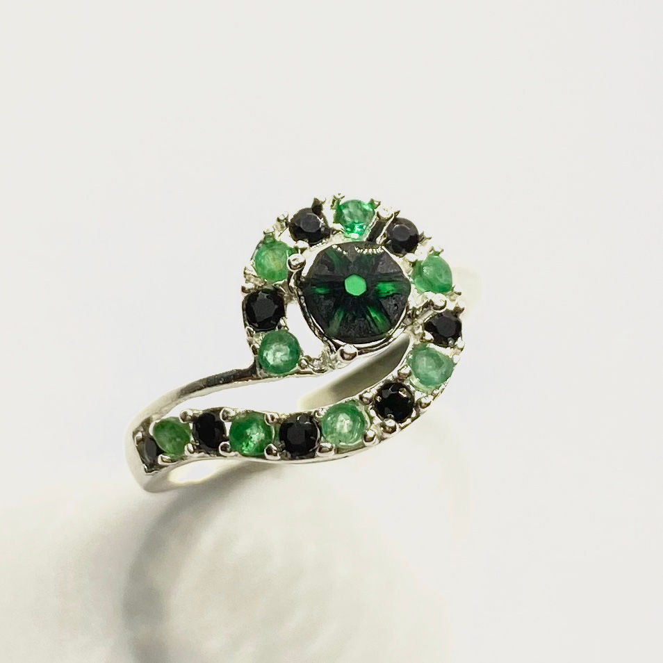 Миниатюра: 0.4cts Natural Green trapiche emerald 925 Silver / Gold/ Platinum ring