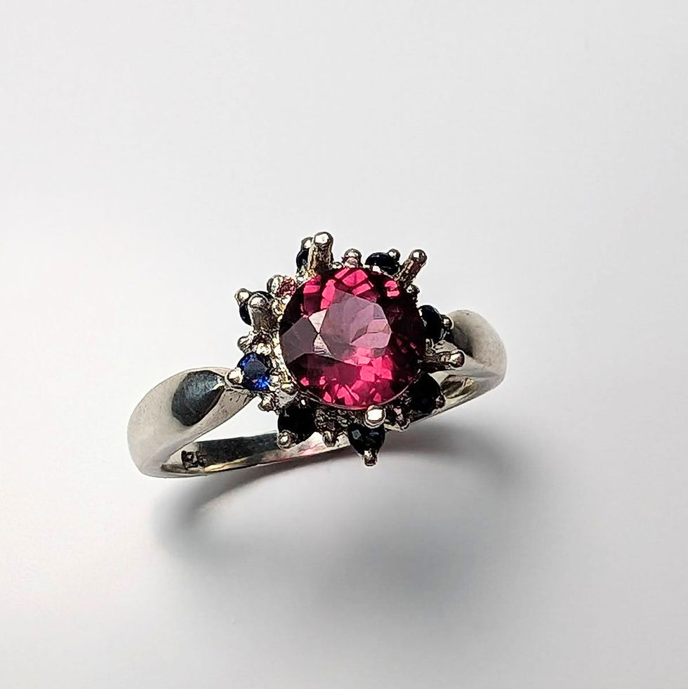 Thumbnail: 1.55ct Natural Rhodolite garnet 925 Silver / Gold ring