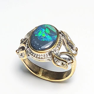 1.14cts Natural Australian Black Opal Silver / Gold / Platinum ring