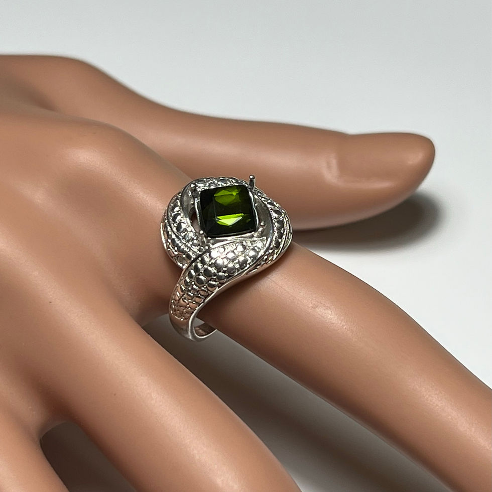 縮圖：1.55ct Natural Green tourmaline 925 Silver / Gold/ solitaire ray pattern ring