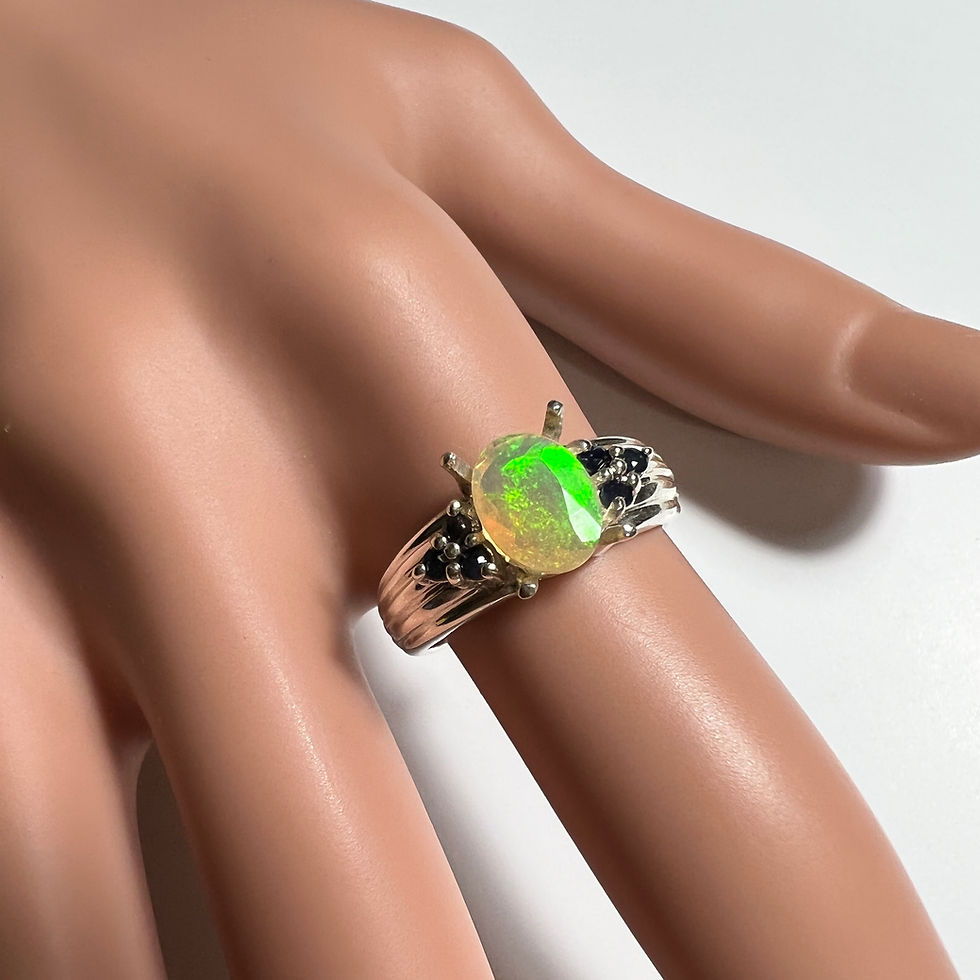 Miniatura: Natural Aurora multi-colour Welo Opal Silver / Gold / Platinum ring
