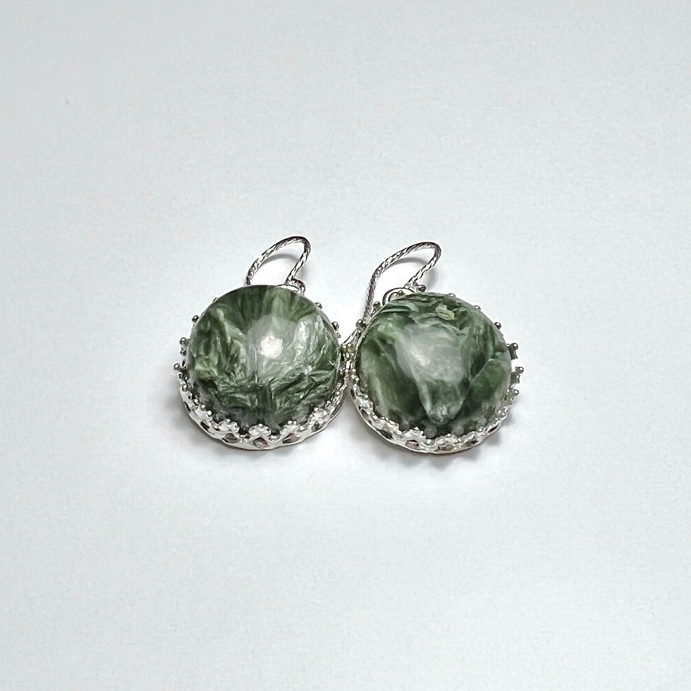 縮圖：16.45ct Natural Seraphinite green 925 Silver / Gold filigree drop earrings