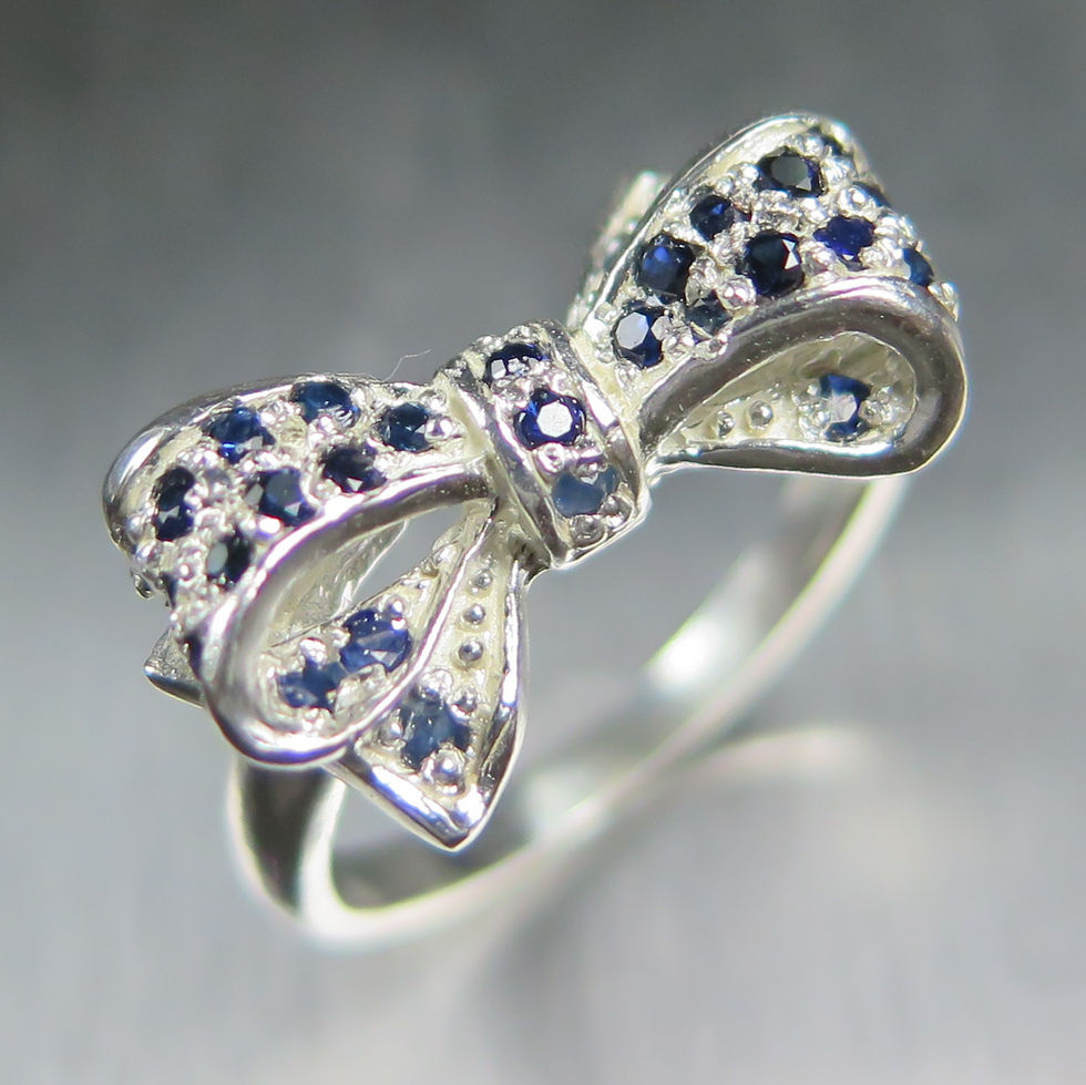 Thumbnail: Natural Dark blue Sapphires 925 Silver / Gold/ Platinum bow ring