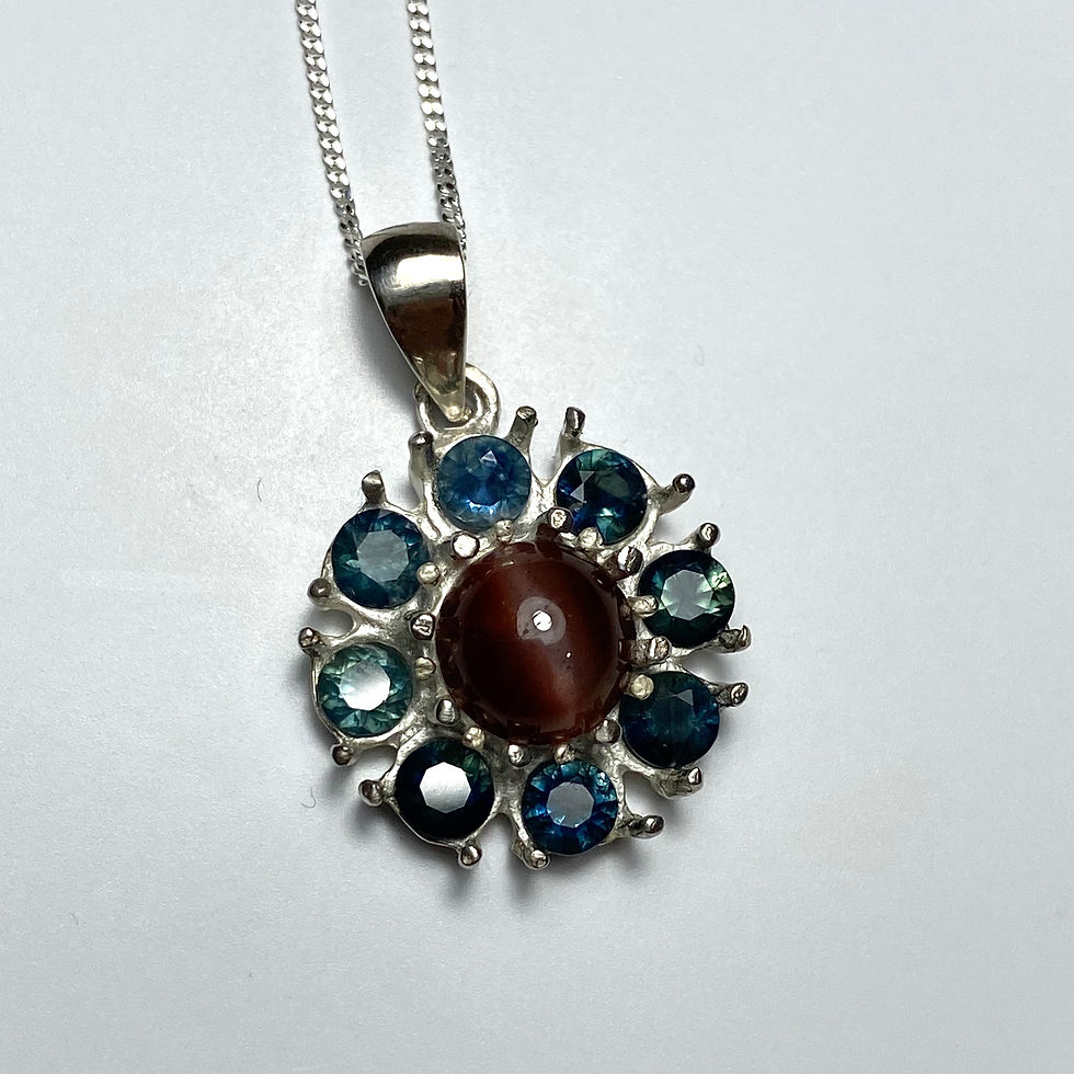 Miniatura: 2ct Natural Cat's eye Scapolite Silver / Gold / pendant