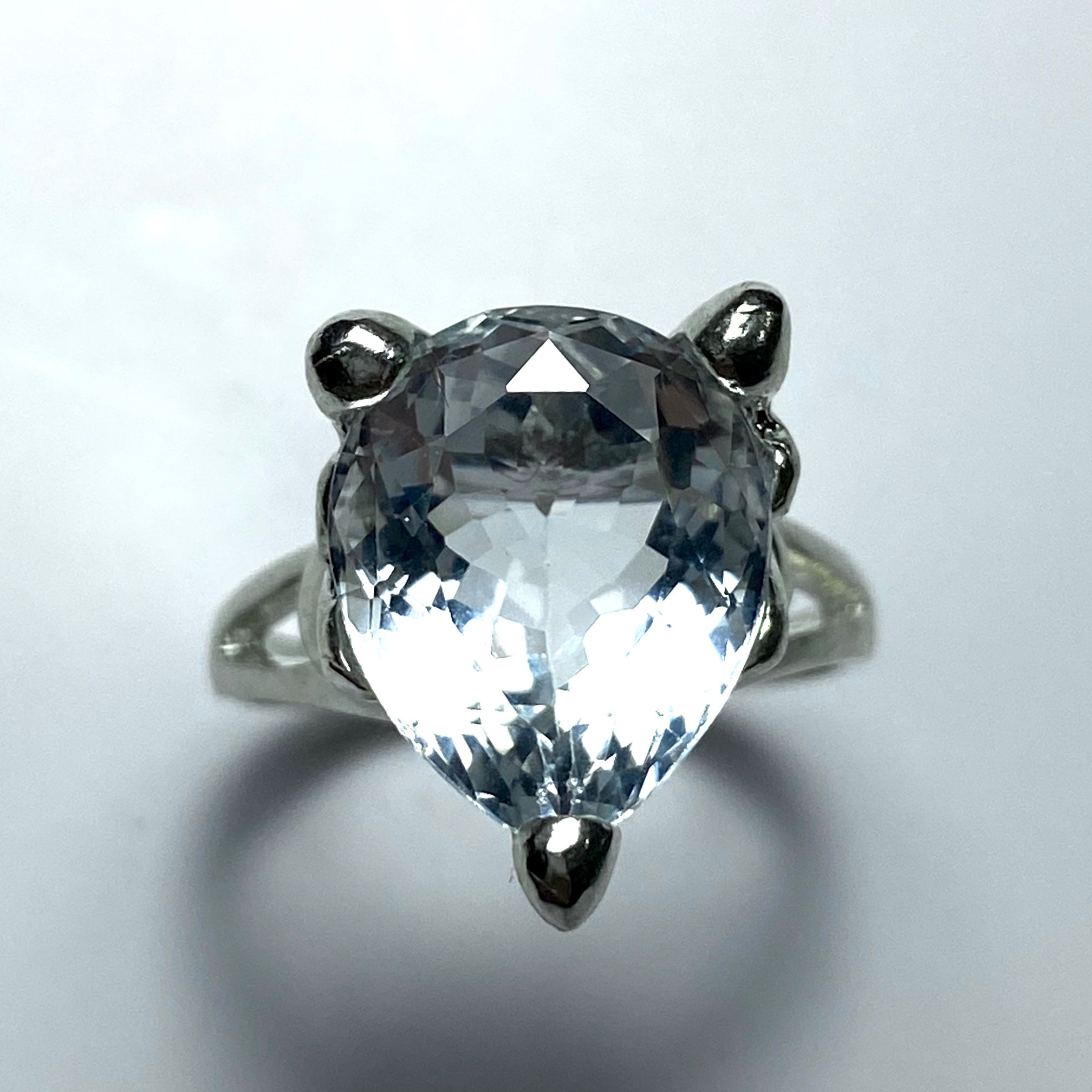 Certified 6.4cts Natural light blue aquamarine Silver/ Gold /Platinum ring