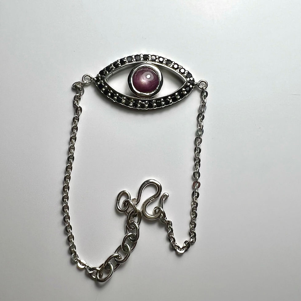 Миниатюра: 3.95cts Natural Red star ruby Silver/ Gold evil eye bracelet