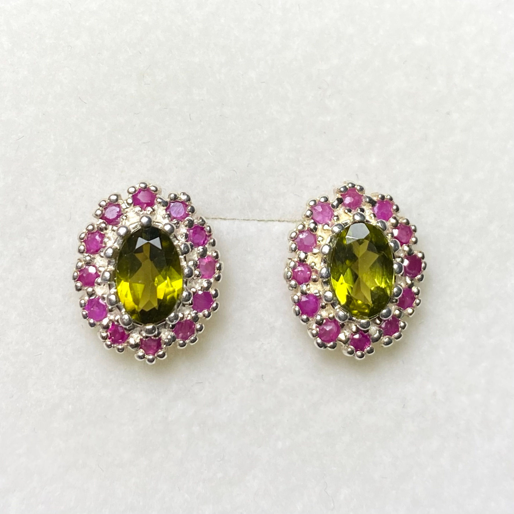 1.4ct Natural Olive Green Vesuvianite Silver/ Gold/Platinum stud studs earrings