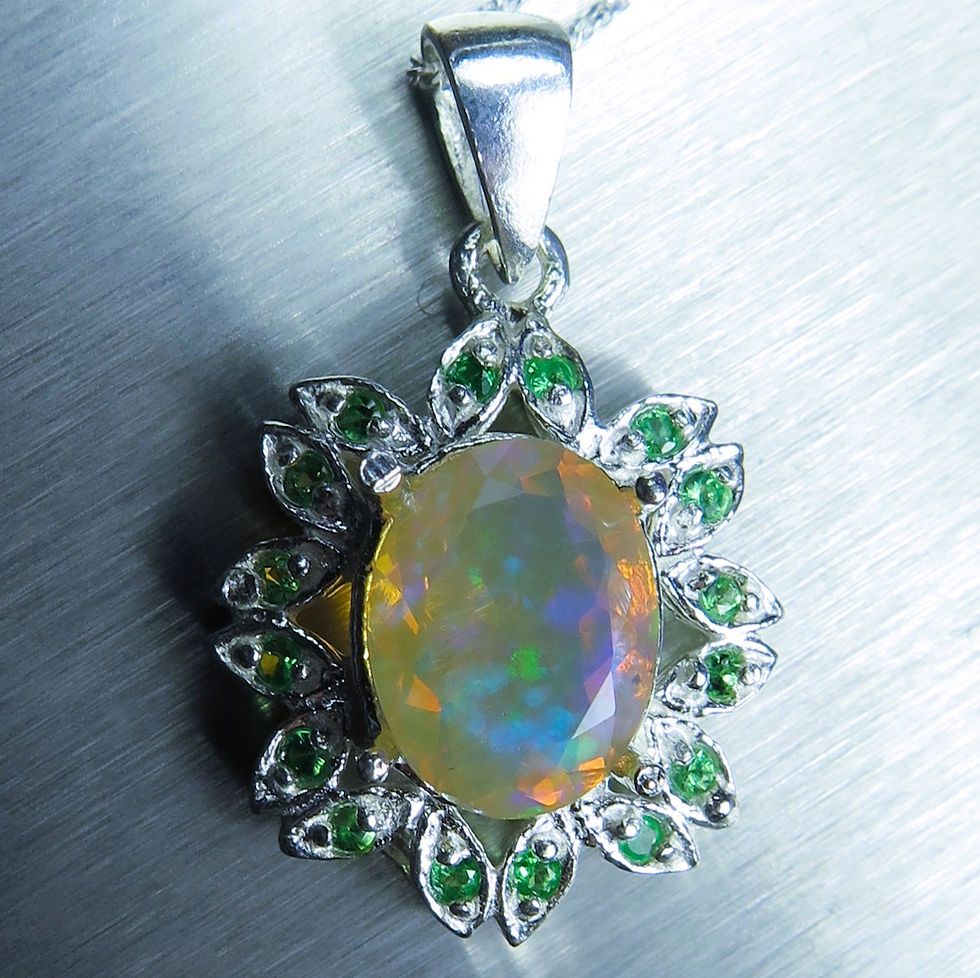 縮圖：2cts Natural Welo Opal Silver / Gold / Platinum pendant on chain