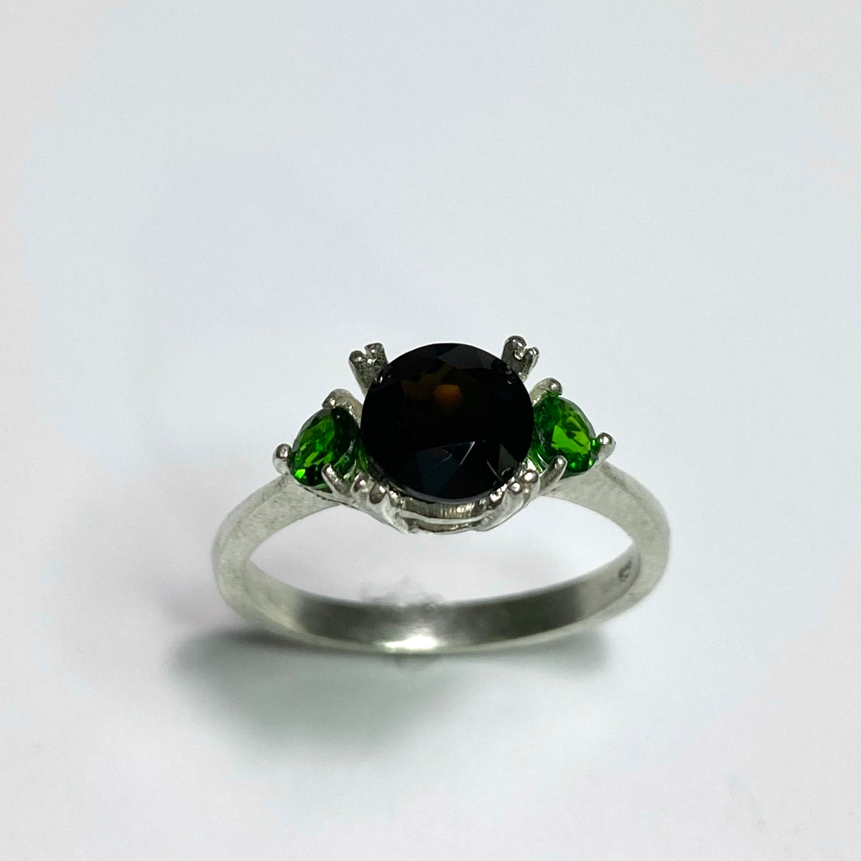 1.65cts RARE Natural dark brown Epidote 925 Silver / Gold/ Platinum ring