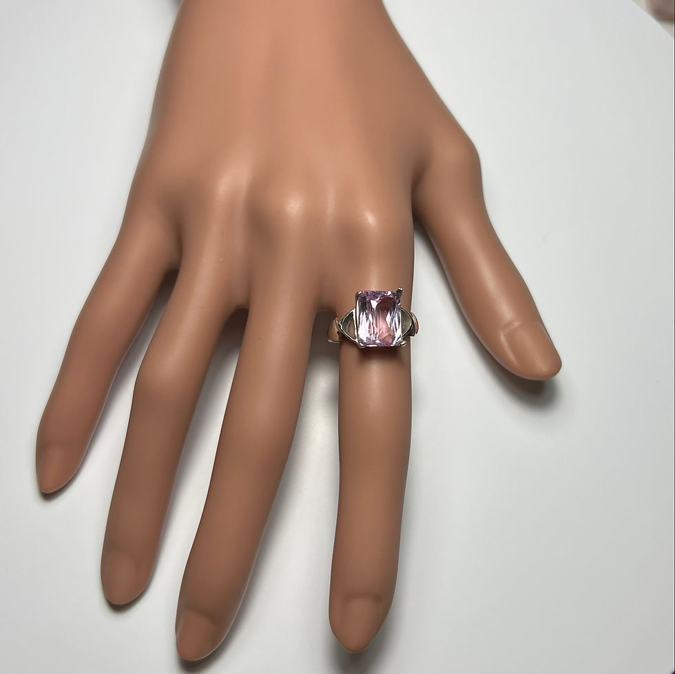 縮圖：5.85cts Natural vivid pink Kunzite 925 Silver / Gold/ Platinum ring