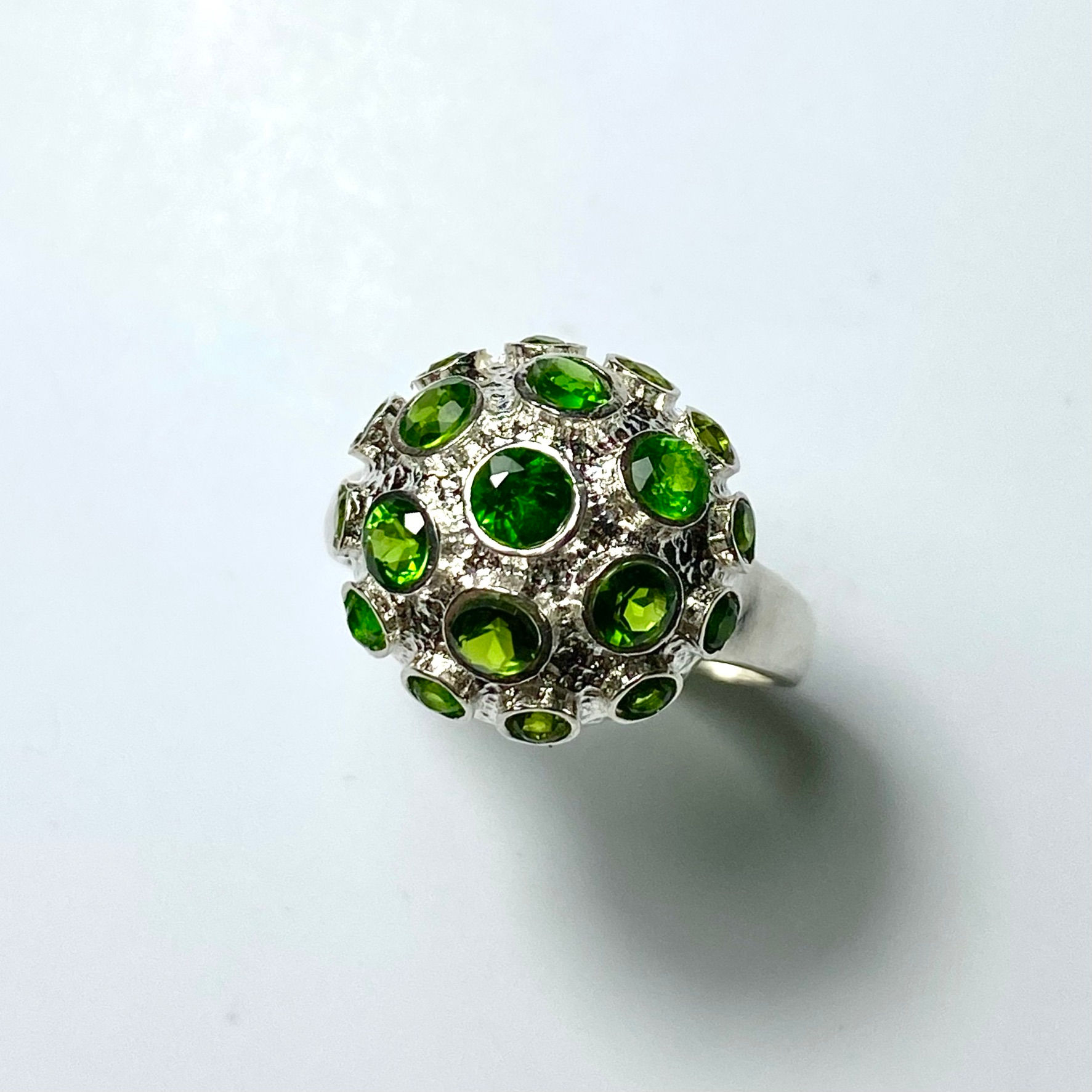 Natural Chrome Diopside 925 Silver / Gold sea urchins virus molecule unisex ring