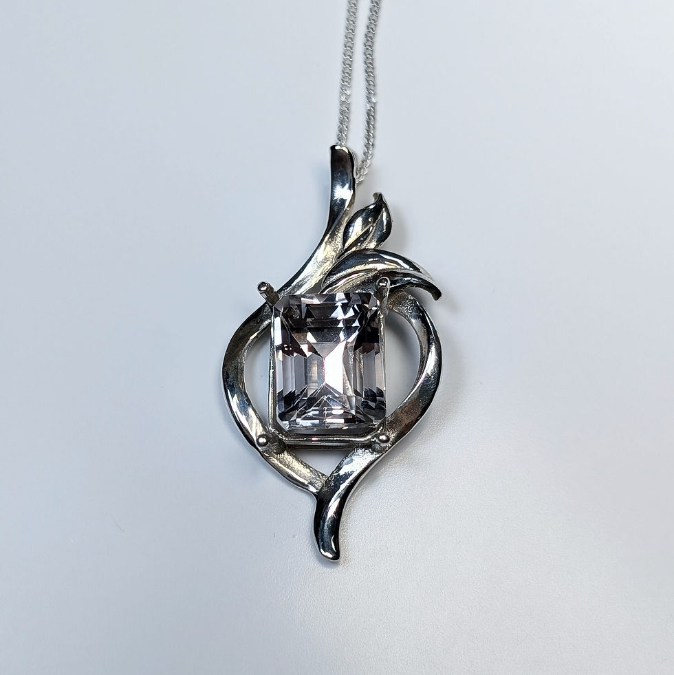 Thumbnail: 3.52ct Natural goshenite beryl Silver / Gold / Platinum pendant