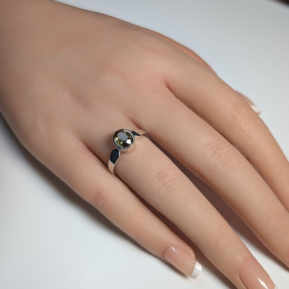 Miniatura: 1.38ct Natural bi-colour Andalusite 925 Silver / Gold/ Platinum ring