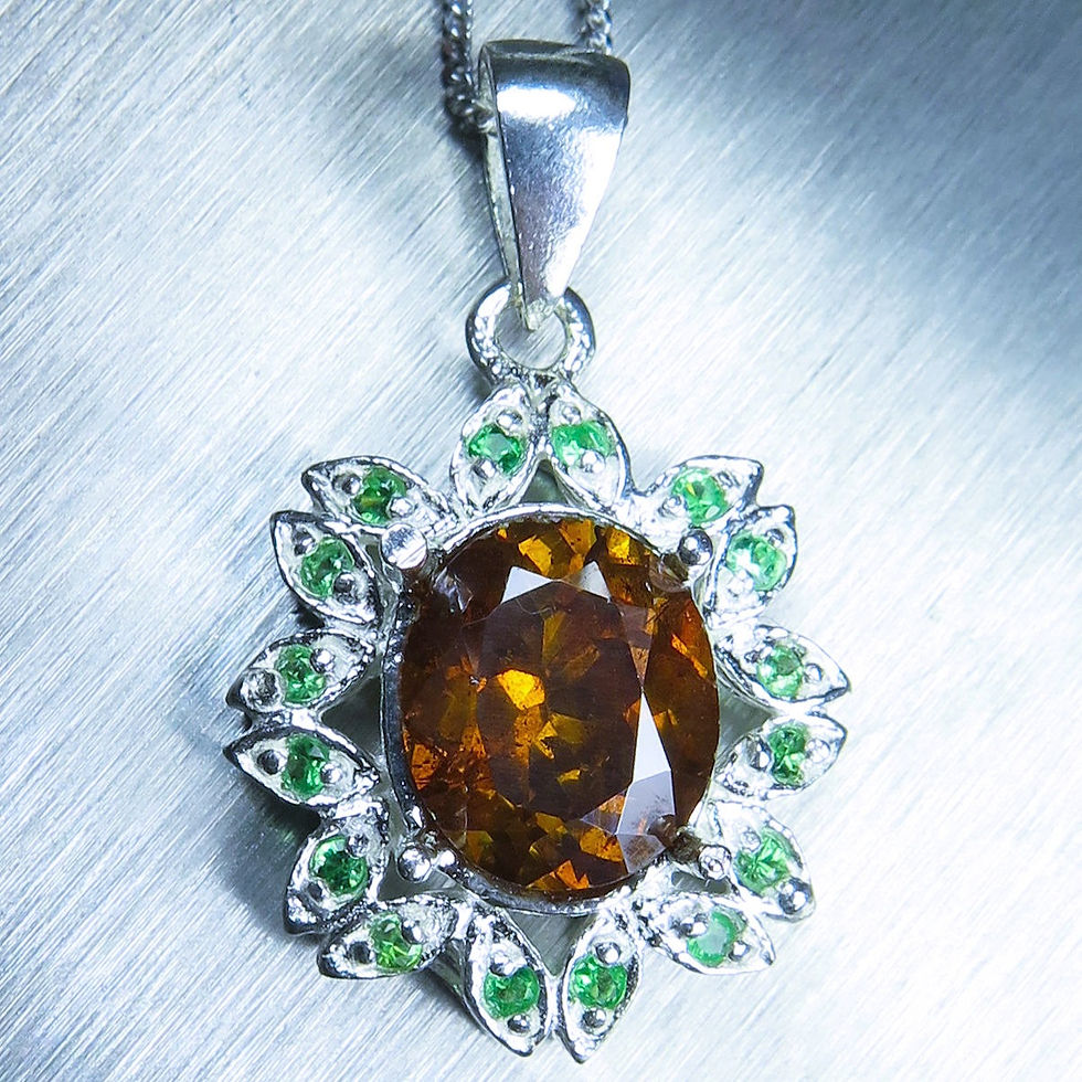 Miniatura: 4.05cts Natural Sphalerite Silver / Gold / Platinum pendant on chain