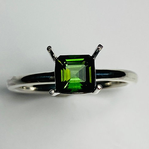 Natural Chrome Green tourmaline 925 Silver / Gold/ solitaire ring