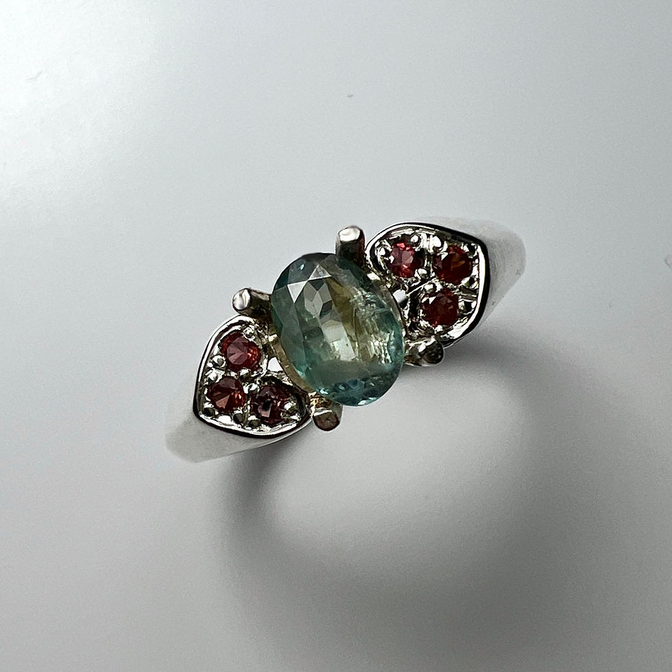 Thumbnail: 0.95ct Natural rare Alexandrite colour change 925 Silver/ Gold ring