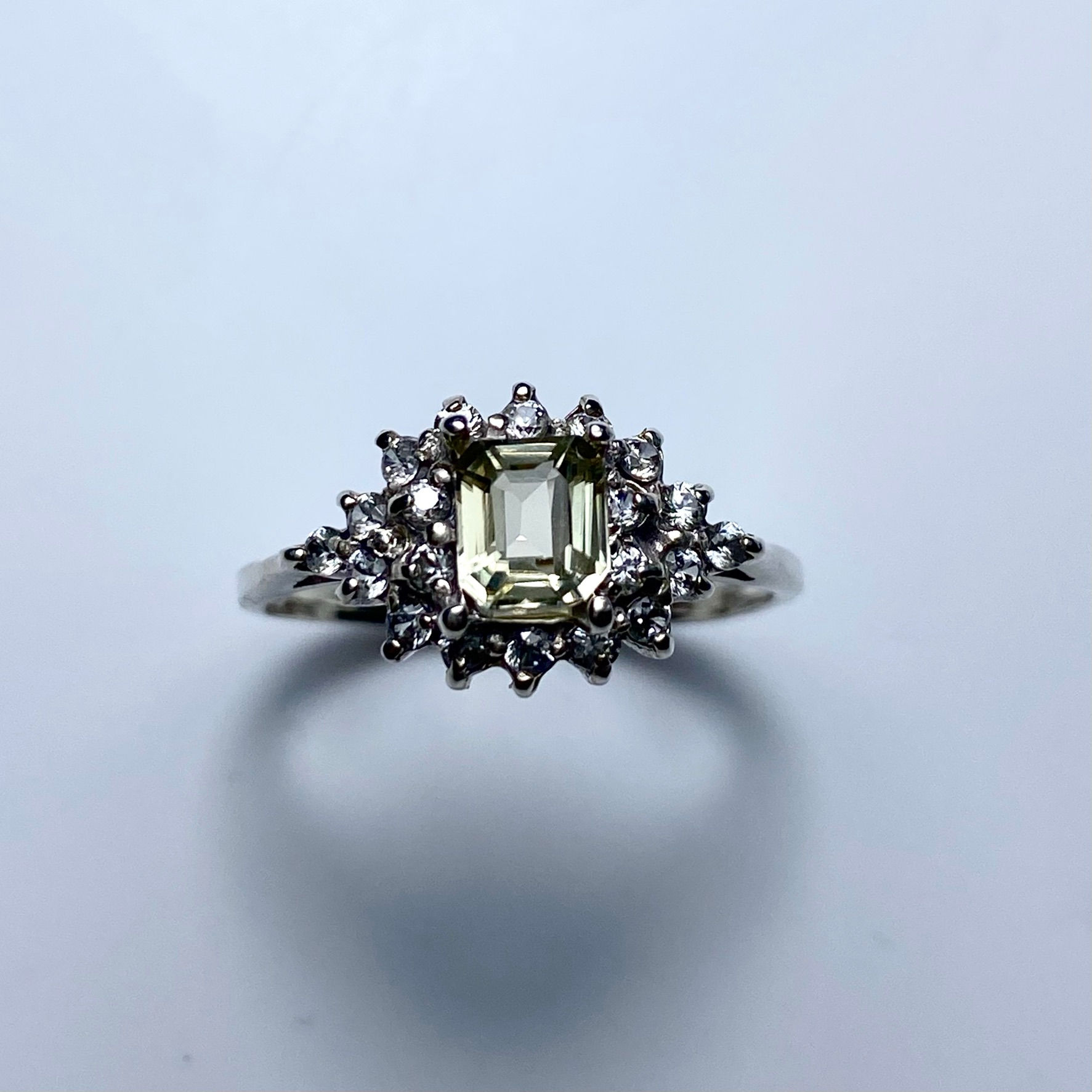 Natural colour change Diaspore 925 Silver / Gold/ Platinum east w