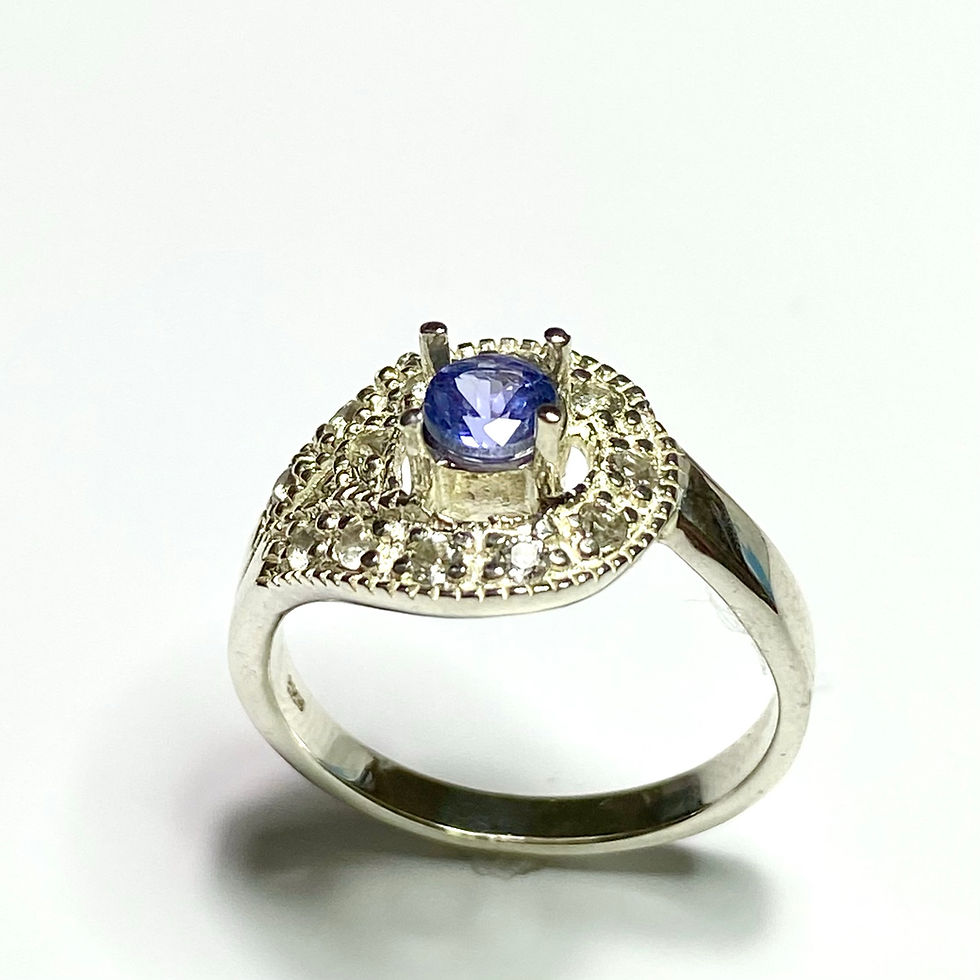 縮圖：0.45cts Natural Tanzanite 925 Silver / Gold/ Platinum ring