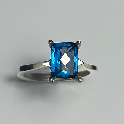 1.8ct Natural London Blue Topaz 925 Silver / Gold/ Platinum solitaire ring