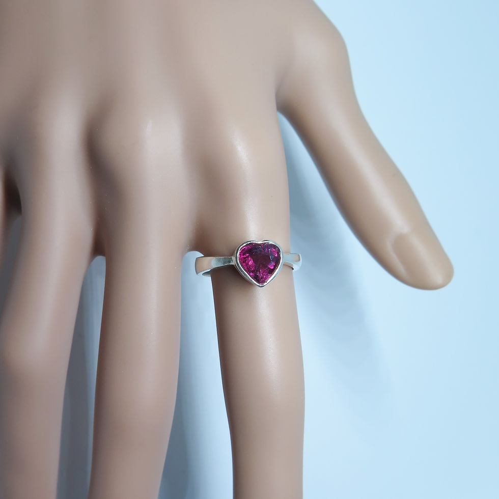 Miniature : Natural Tourmaline heart Rubelite (Rubellite) 925 Silver / Gold/ Platinum ring